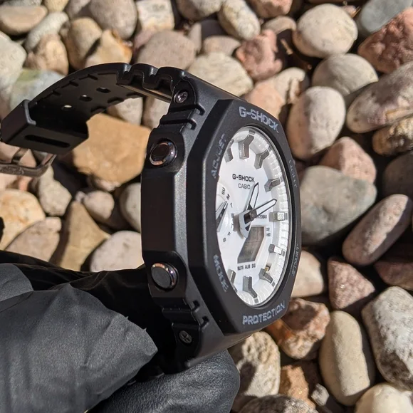 G-Shock "Casioak" Black and White GA-2100 - Picture 9 of 12